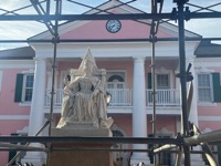 Queen Victoria statue